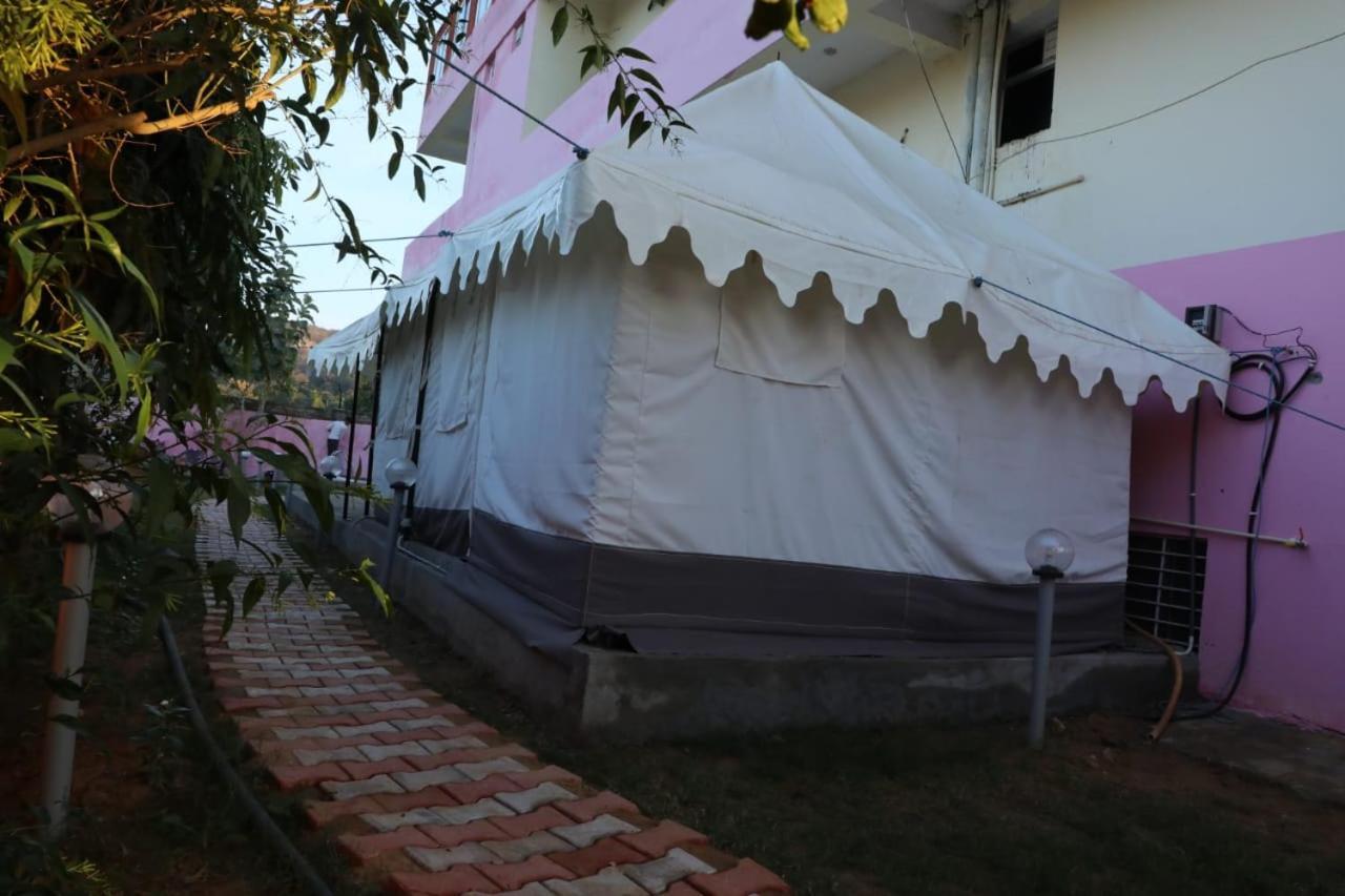 The Forest View Resort Khilchipur  Bagian luar foto